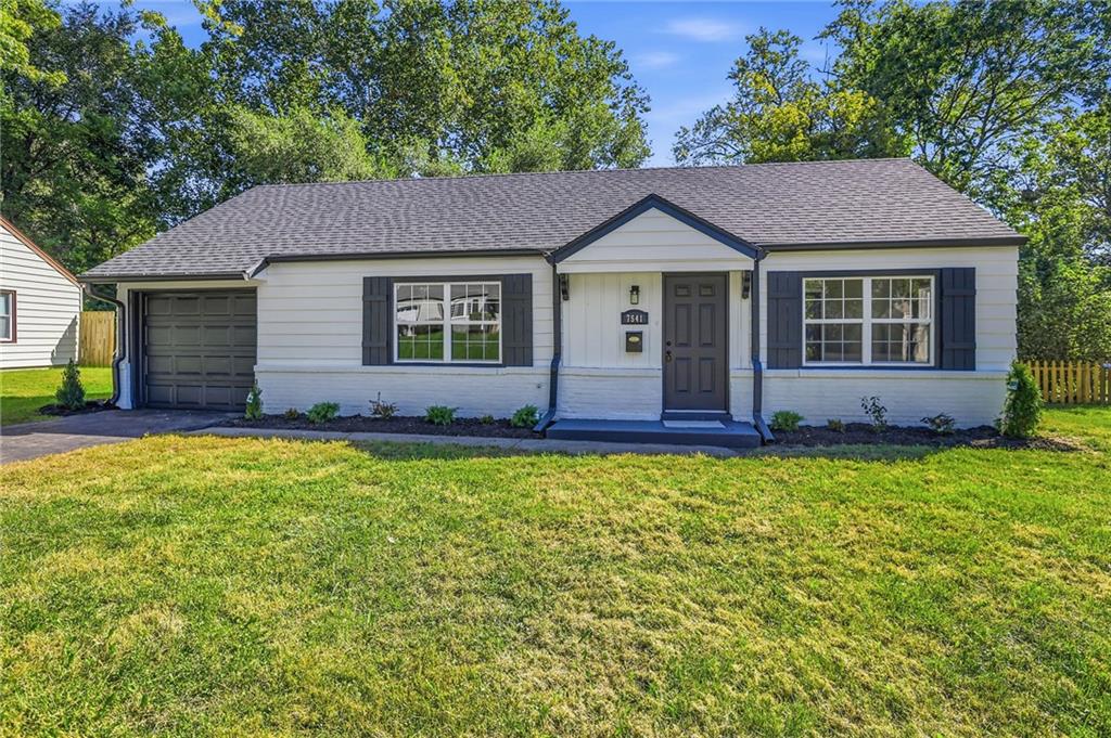 Listing Photo MLS #HMS2646041