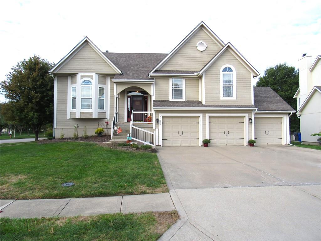 Listing Photo MLS #HMS2646129