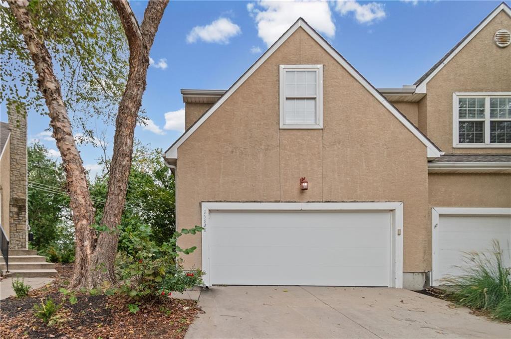 Listing Photo MLS #HMS2646180