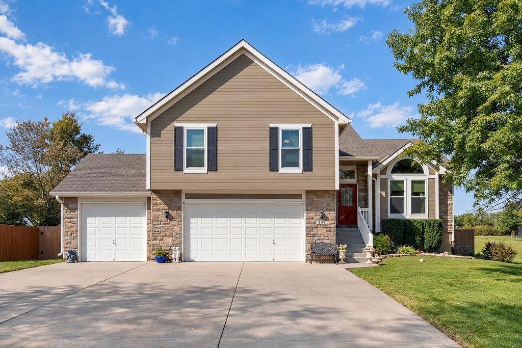 Listing Photo MLS #HMS2646229