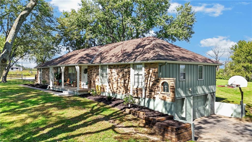 Listing Photo MLS #HMS2646303