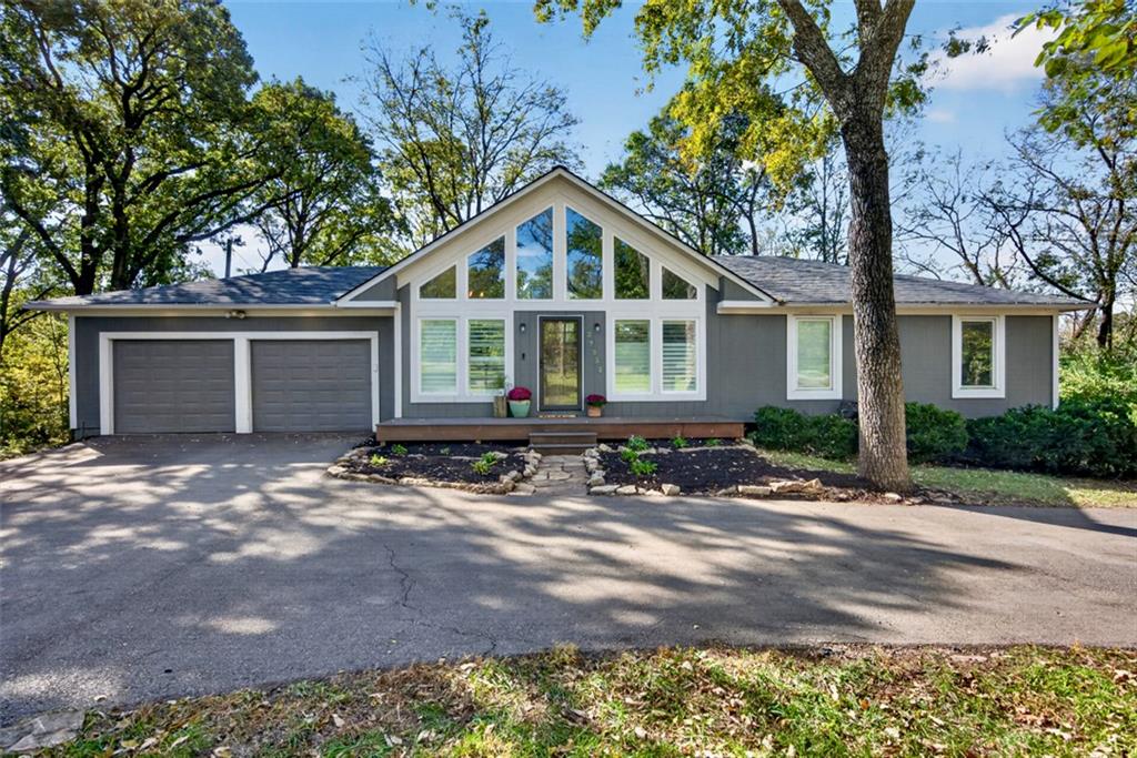 Listing Photo MLS #HMS2646685