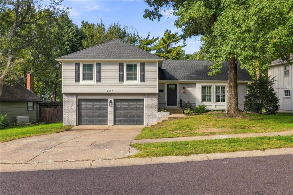 Listing Photo MLS #HMS2646699