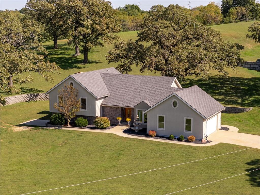 Listing Photo MLS #HMS2646939