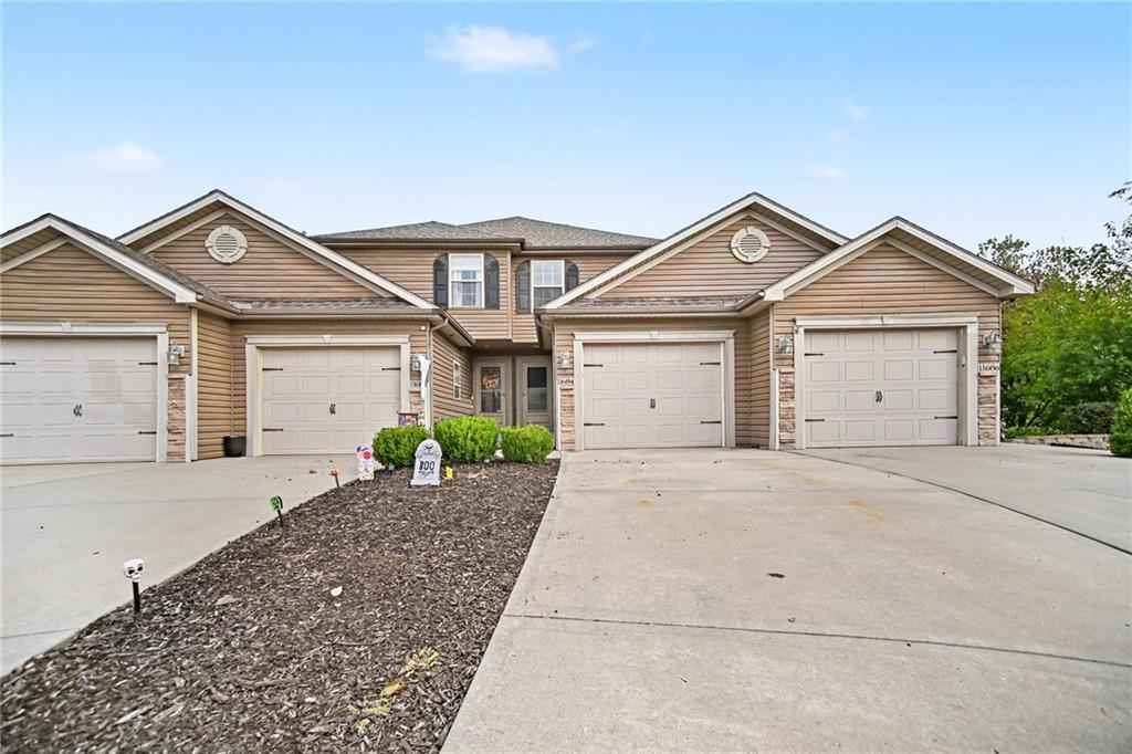 Listing Photo MLS #HMS2647216