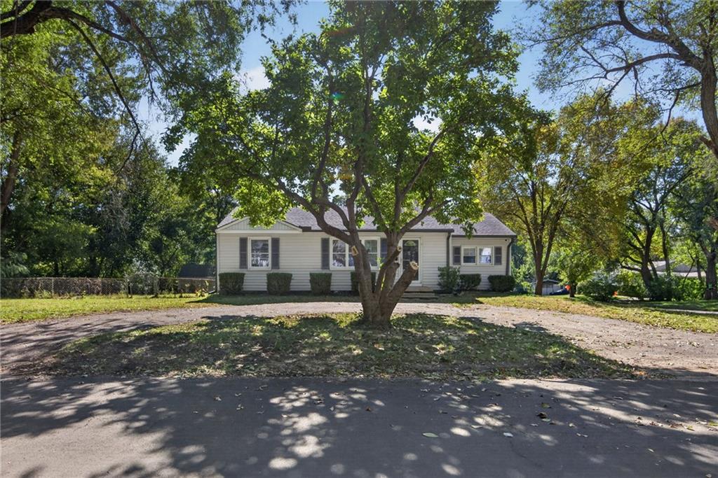 Listing Photo MLS #HMS2647448