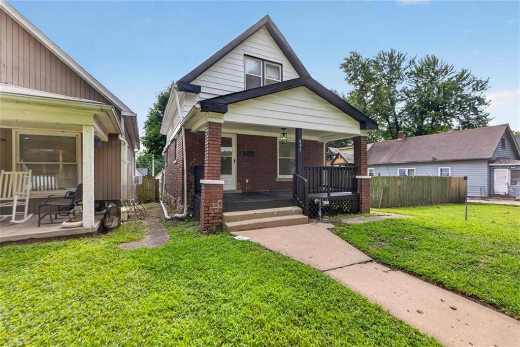 Listing Photo MLS #HMS2647601