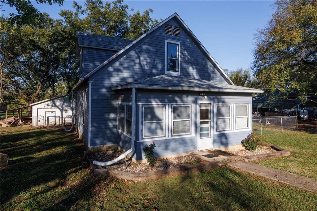 Listing Photo MLS #HMS2647755