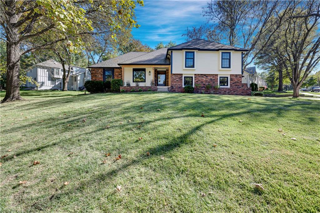 Listing Photo MLS #HMS2647897