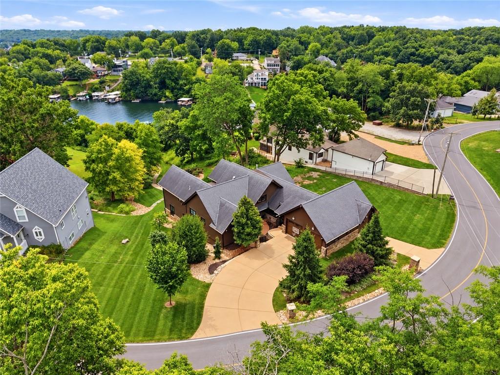 Listing Photo MLS #HMS2647905