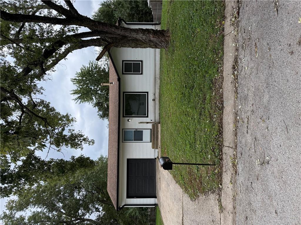 Listing Photo MLS #HMS2648066