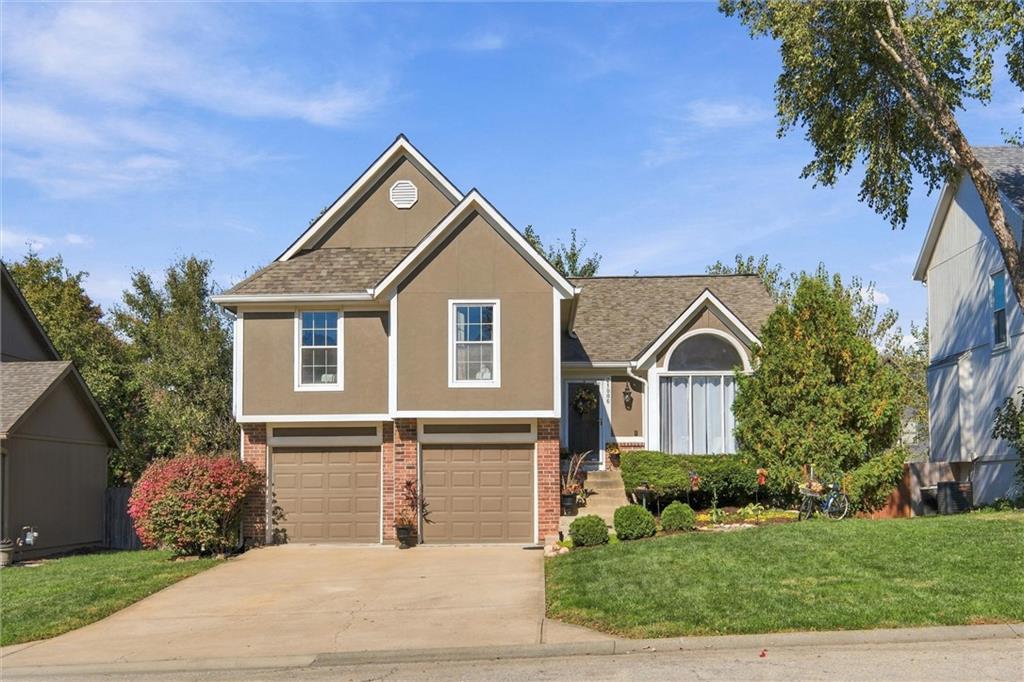 Listing Photo MLS #HMS2648126
