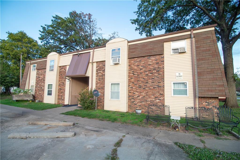 Listing Photo MLS #HMS2648156