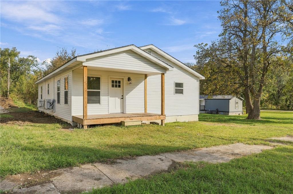 Listing Photo MLS #HMS2648227
