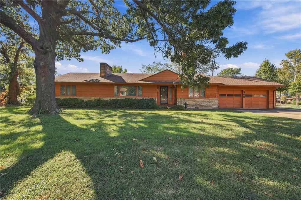 Listing Photo MLS #HMS2648298