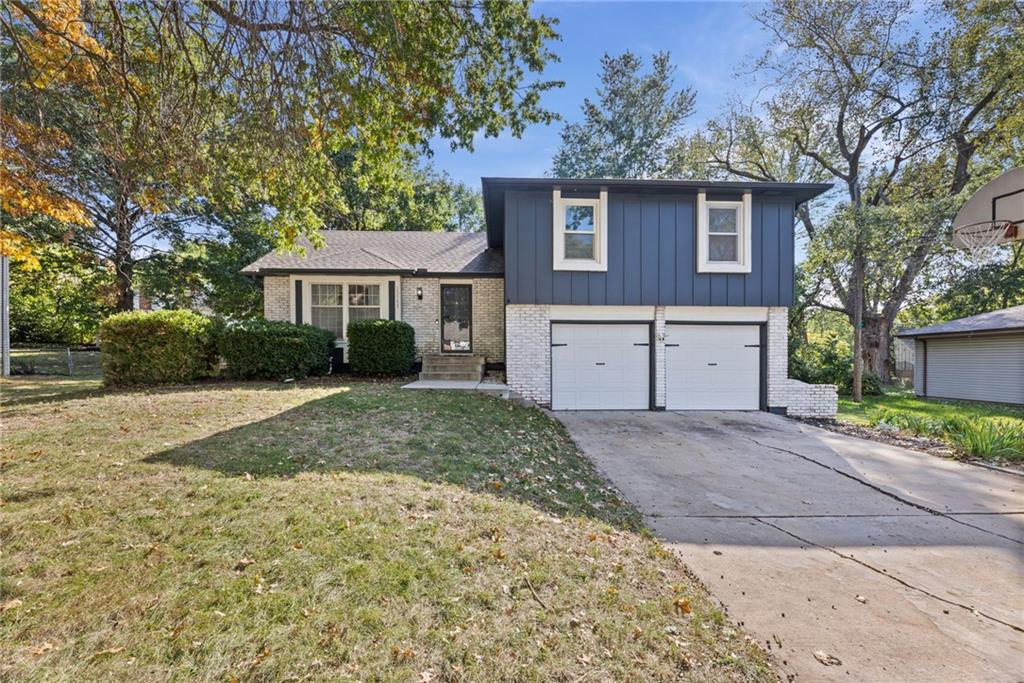 Listing Photo MLS #HMS2648811