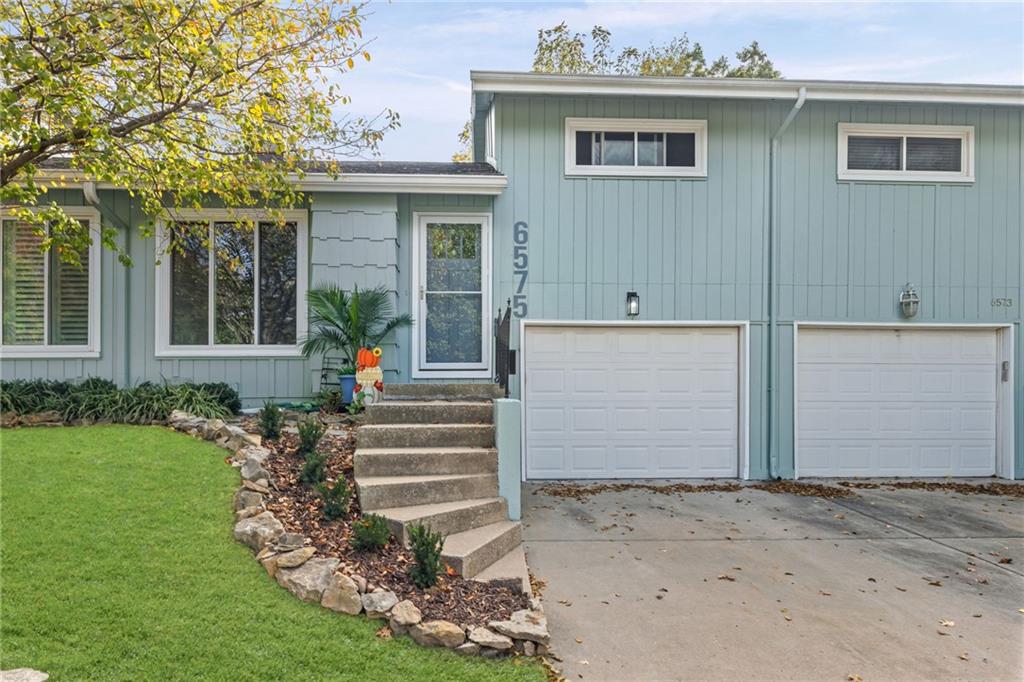 Listing Photo MLS #HMS2648873