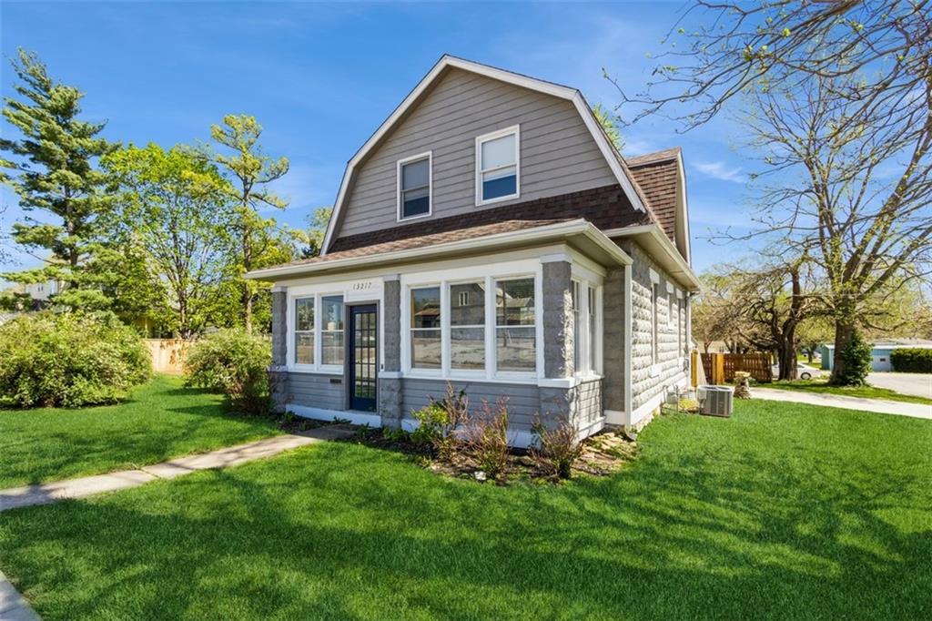 Listing Photo MLS #HMS2648898