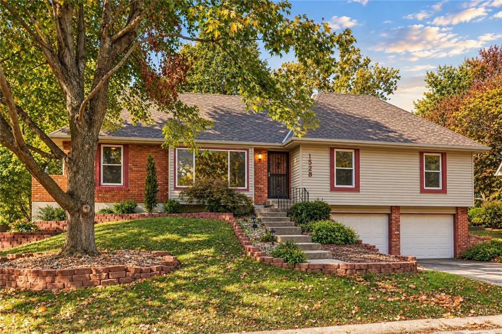Listing Photo MLS #HMS2648942