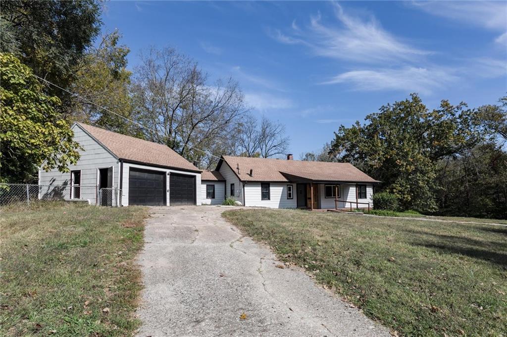 Listing Photo MLS #HMS2648975