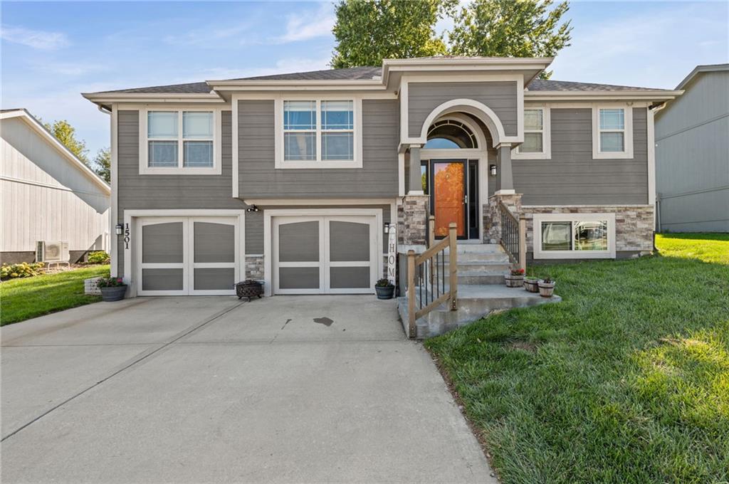 Listing Photo MLS #HMS2649374