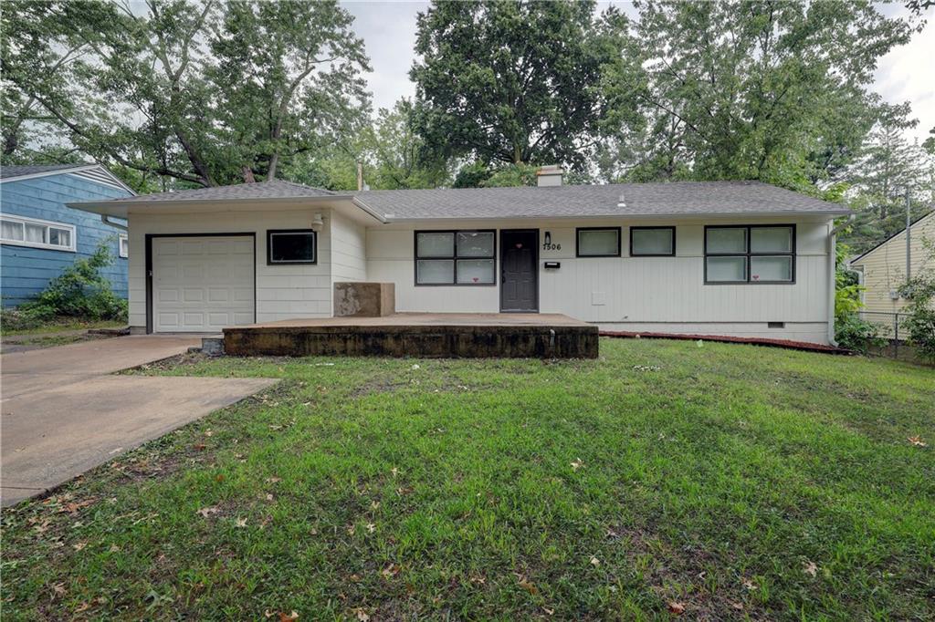 Listing Photo MLS #HMS2649507