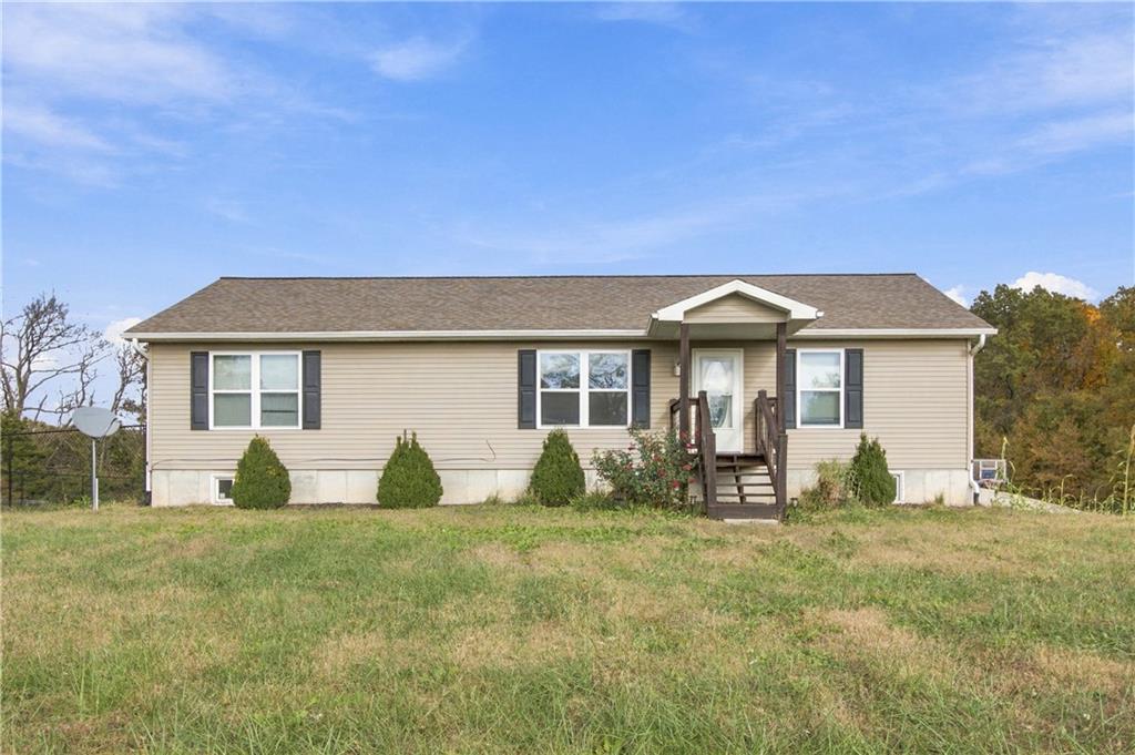 Listing Photo MLS #HMS2649598